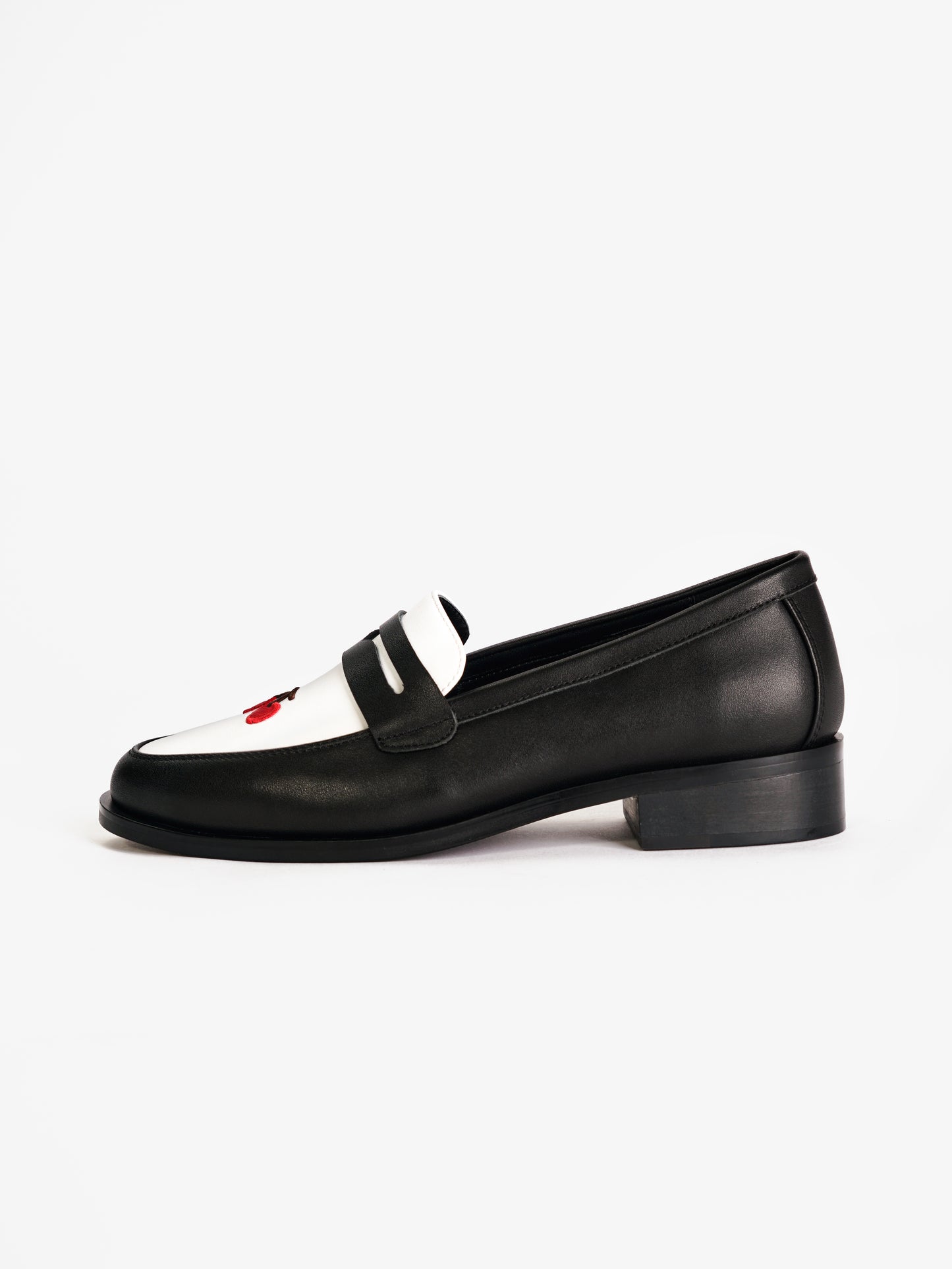 [Zoe Loafer-Cherry] Shoes - Black and white